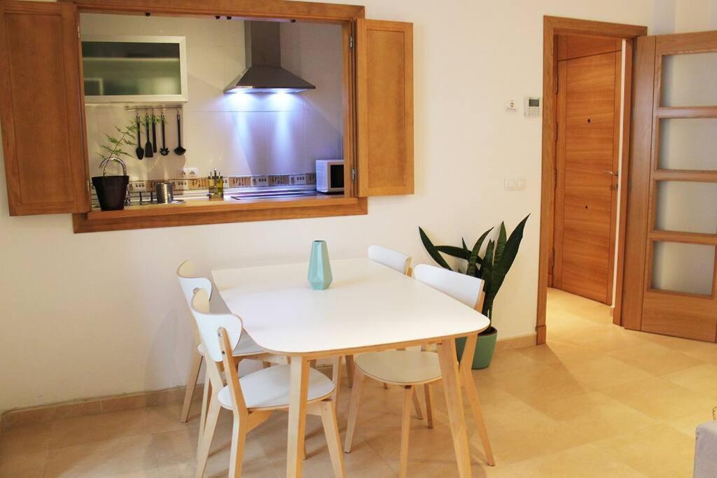 Fancy Apartment In A Historic House, Chiclana City Center By C. Dreams 치클라나 데 라 프론테라 외부 사진